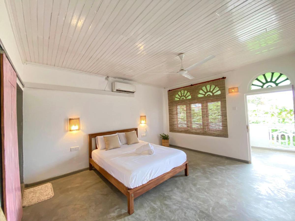 Sky Breeze Hotel Unawatuna Bagian luar foto