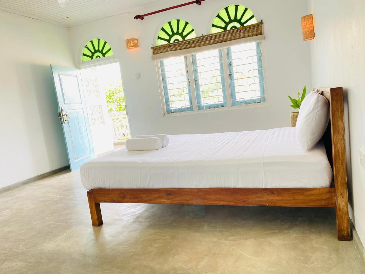 Sky Breeze Hotel Unawatuna Bagian luar foto