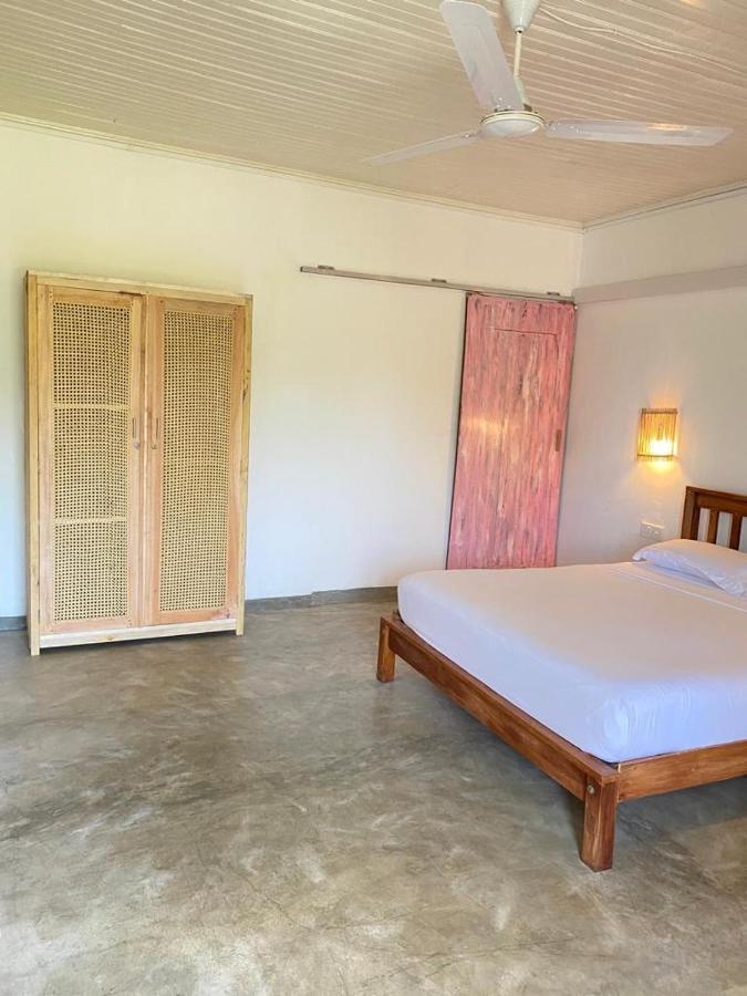 Sky Breeze Hotel Unawatuna Bagian luar foto